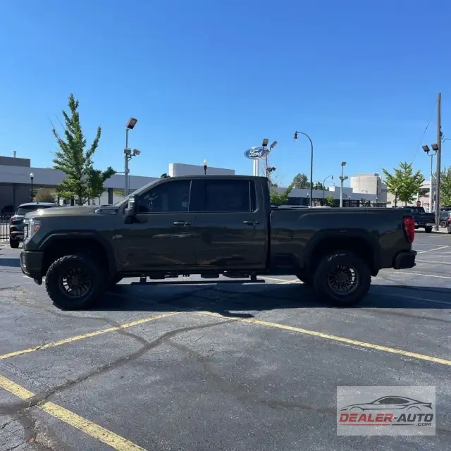 2022 GMC Sierra 2500HD AT4