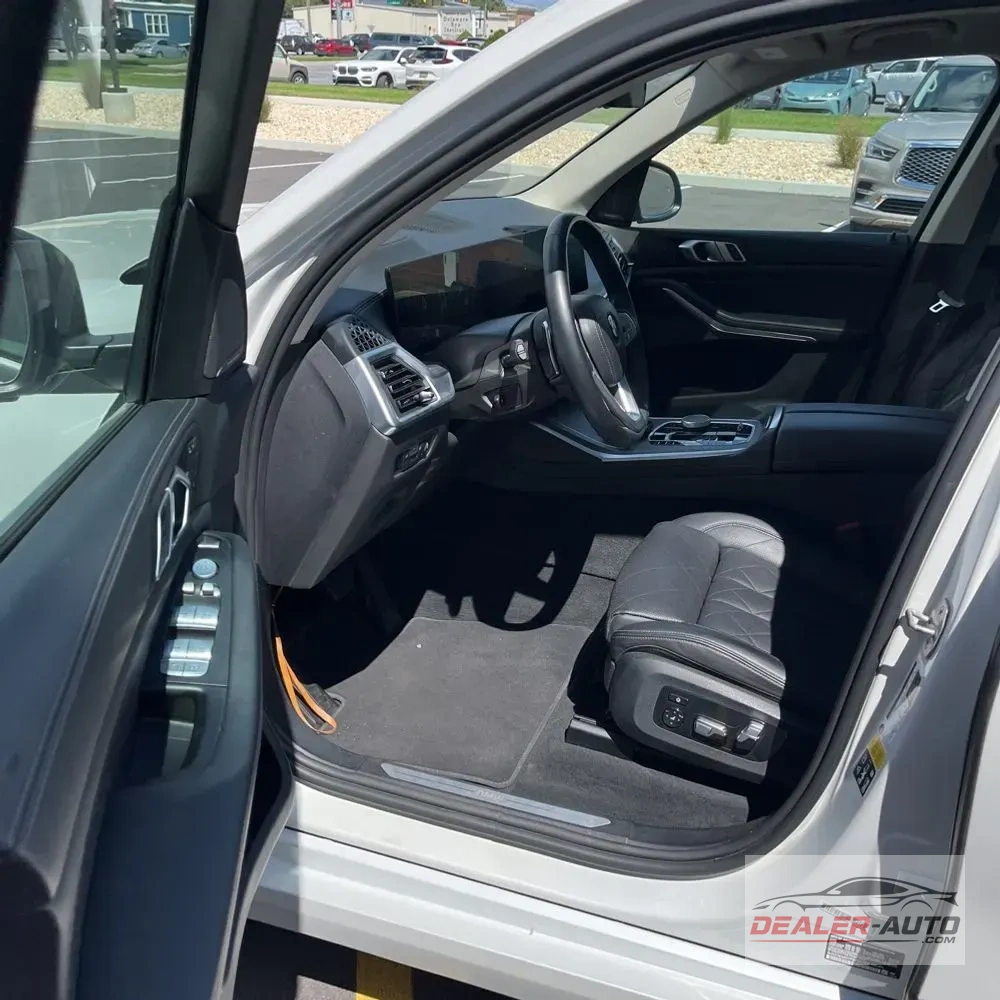 2023 BMW X7 XDrive40i
