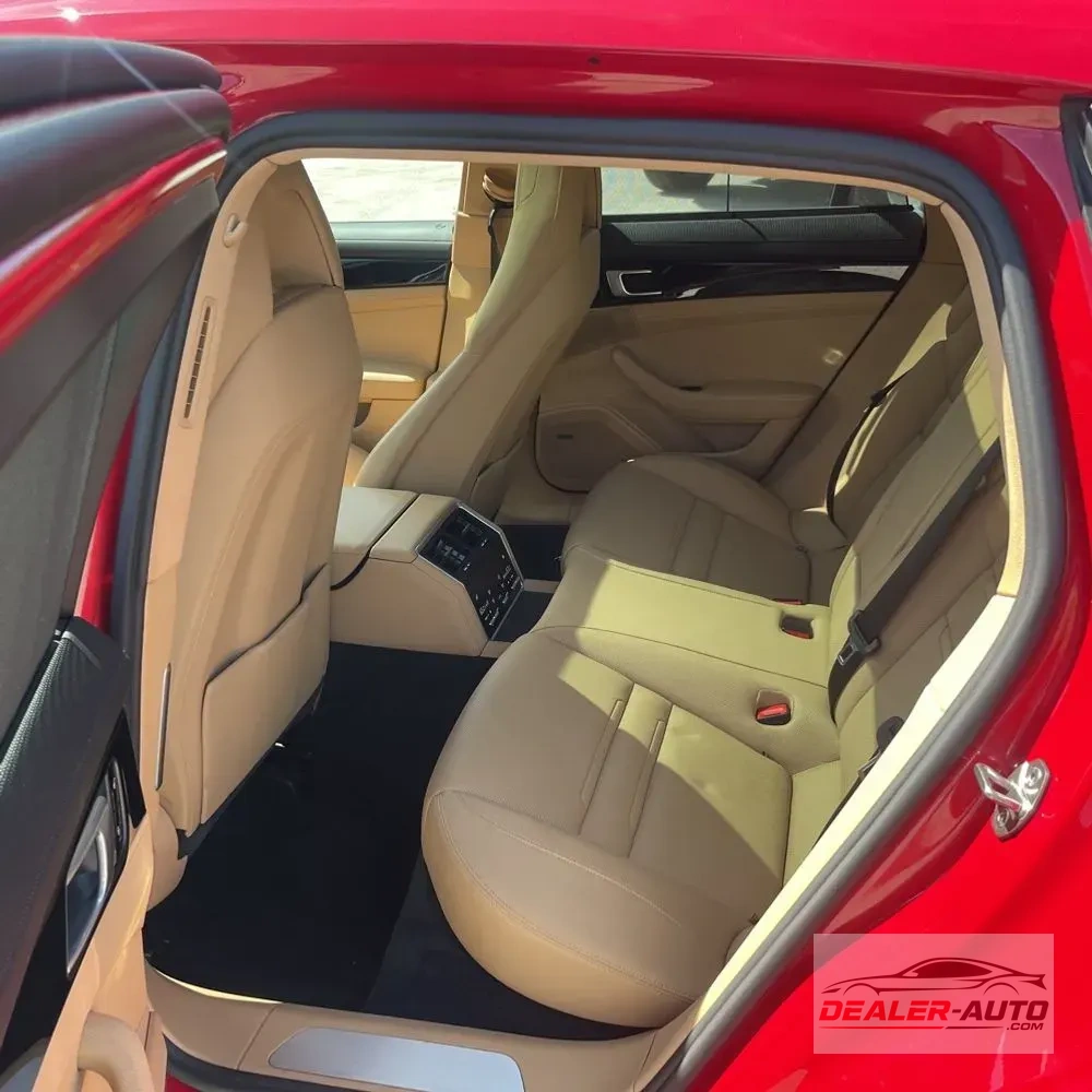 2018 Porsche Panamera 4S Sport Turismo