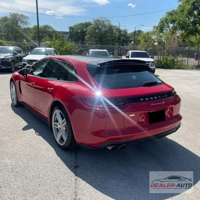 2018 Porsche Panamera 4S Sport Turismo
