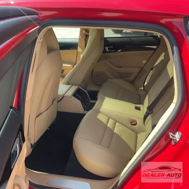 2018 Porsche Panamera 4S Sport Turismo