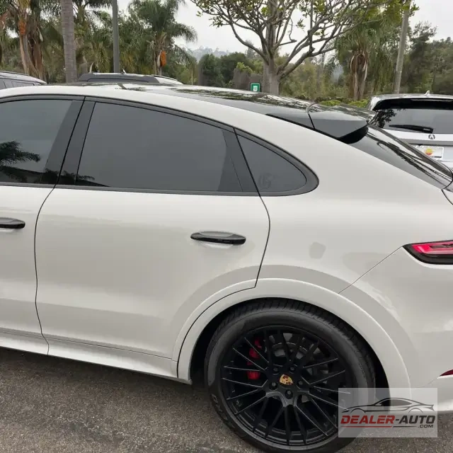 2021 Porsche Cayenne GTS