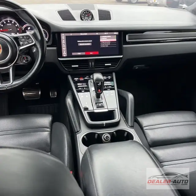 2021 Porsche Cayenne GTS