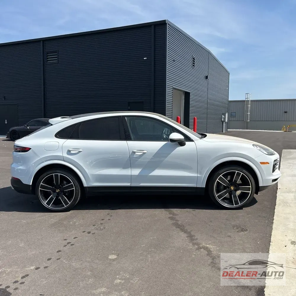 2022 Porsche Cayenne Coupe