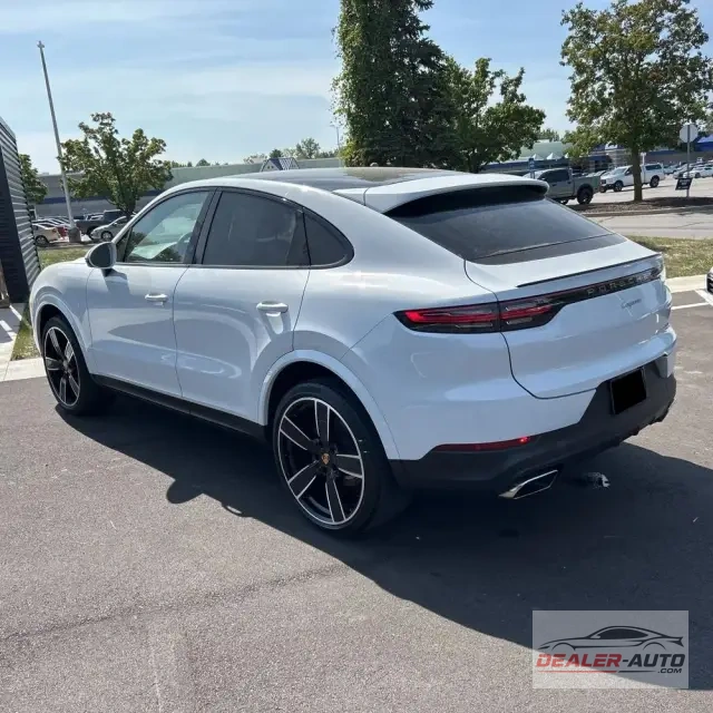 2022 Porsche Cayenne Coupe