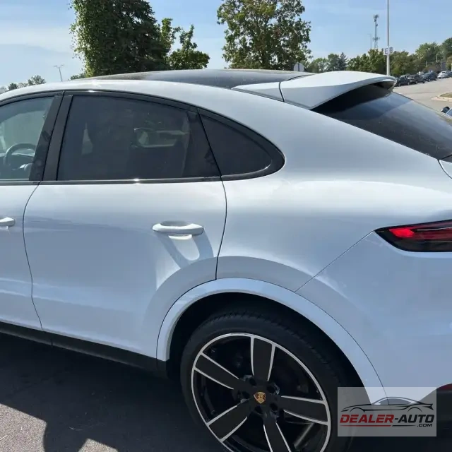 2022 Porsche Cayenne Coupe