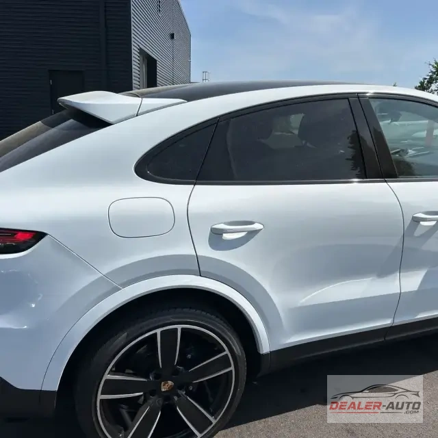 2022 Porsche Cayenne Coupe