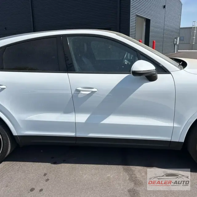 2022 Porsche Cayenne Coupe