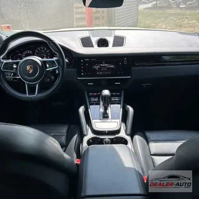 2022 Porsche Cayenne Coupe