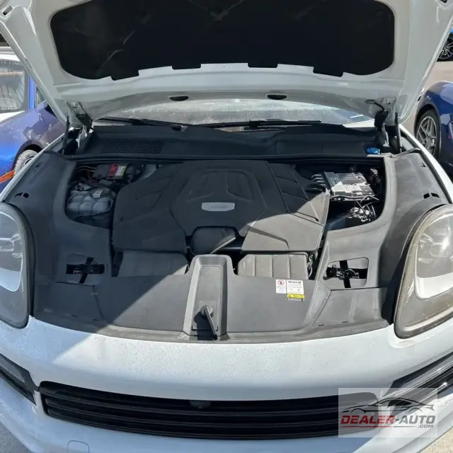 2022 Porsche Cayenne Coupe
