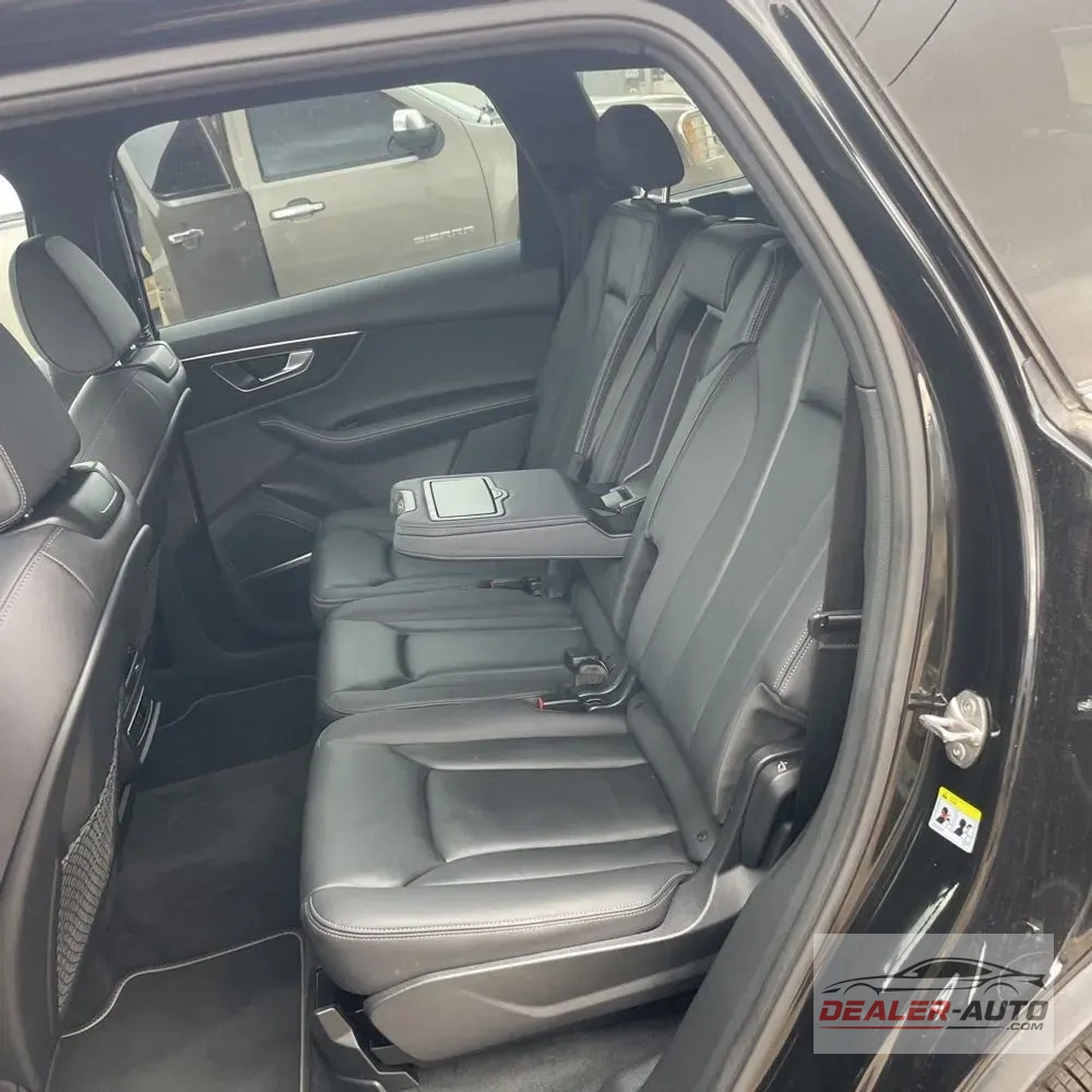 2025 Audi Q7 Premium Plus 55