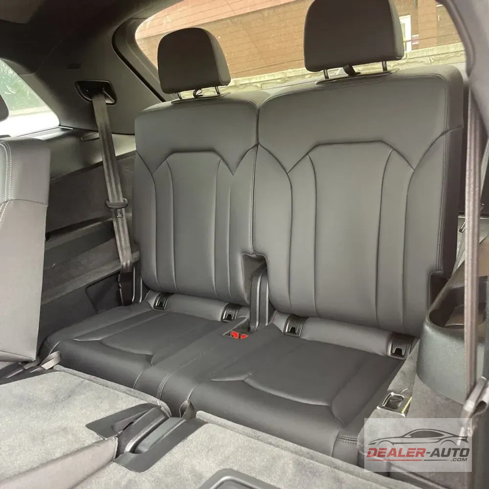 2025 Audi Q7 Premium Plus 55
