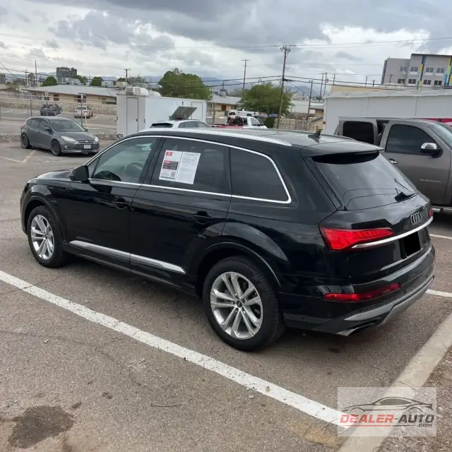 2025 Audi Q7 Premium Plus 55