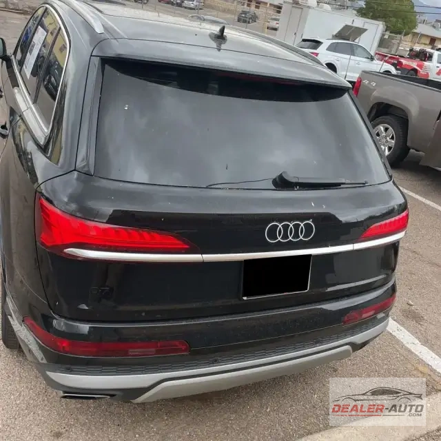 2025 Audi Q7 Premium Plus 55