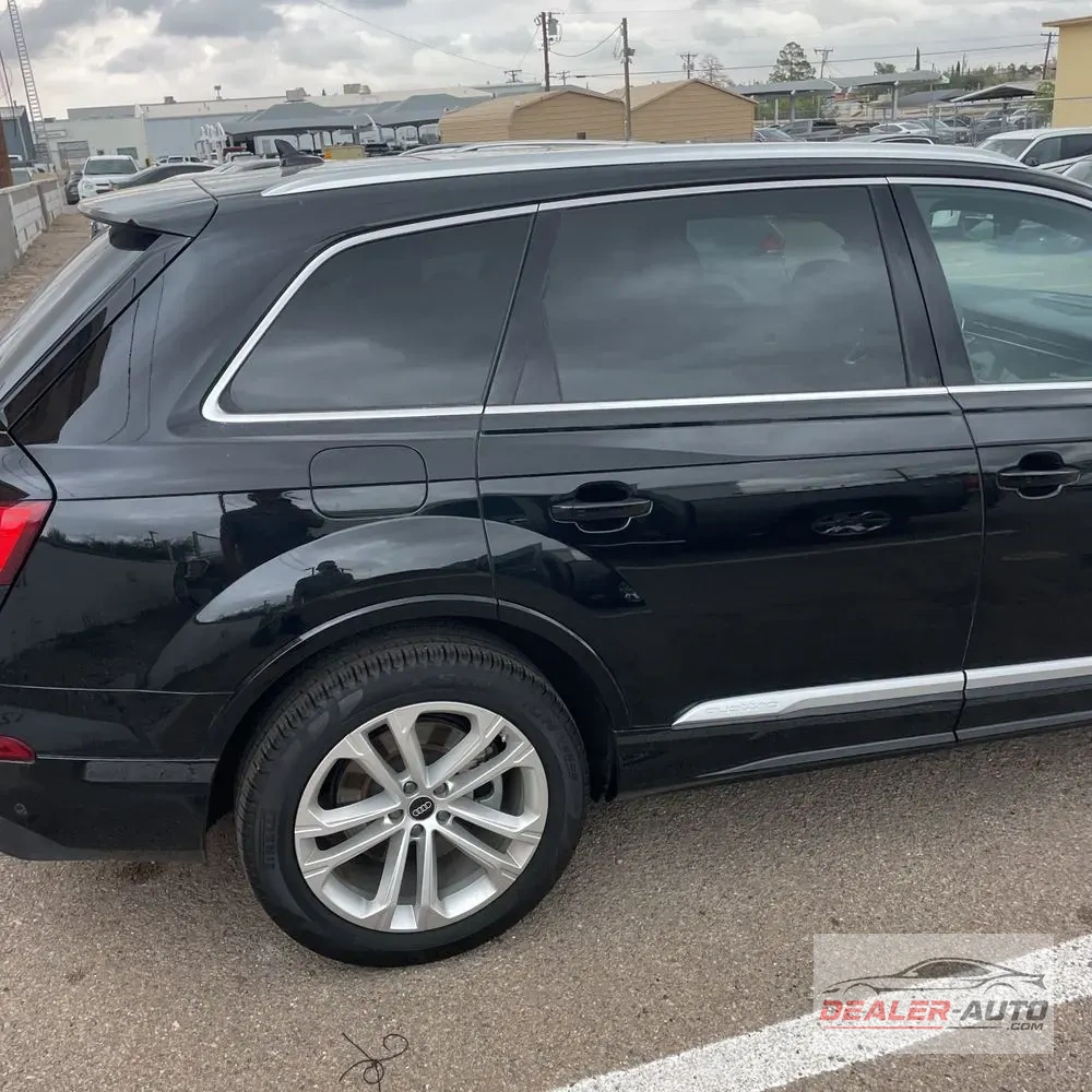 2025 Audi Q7 Premium Plus 55