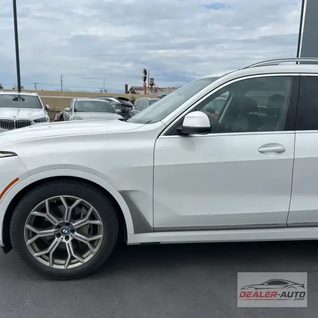 2024 BMW X7 XDrive40i
