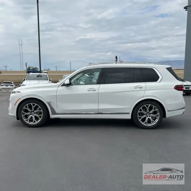 2024 BMW X7 XDrive40i