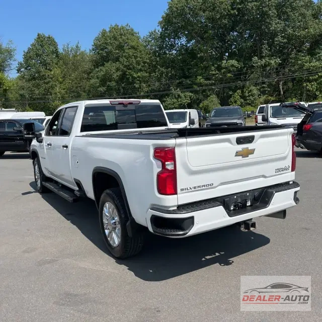 2022 Chevrolet Silverado 2500 High Country
