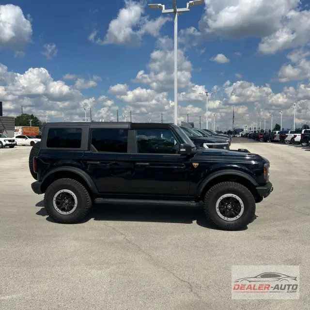 2024 Ford Bronco Badlands