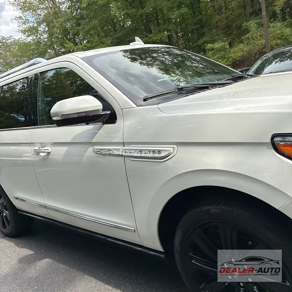 2022 Lincoln Navigator Reserve