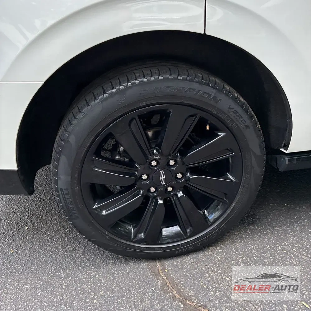 2022 Lincoln Navigator Reserve