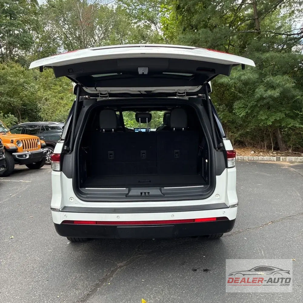 2022 Lincoln Navigator Reserve