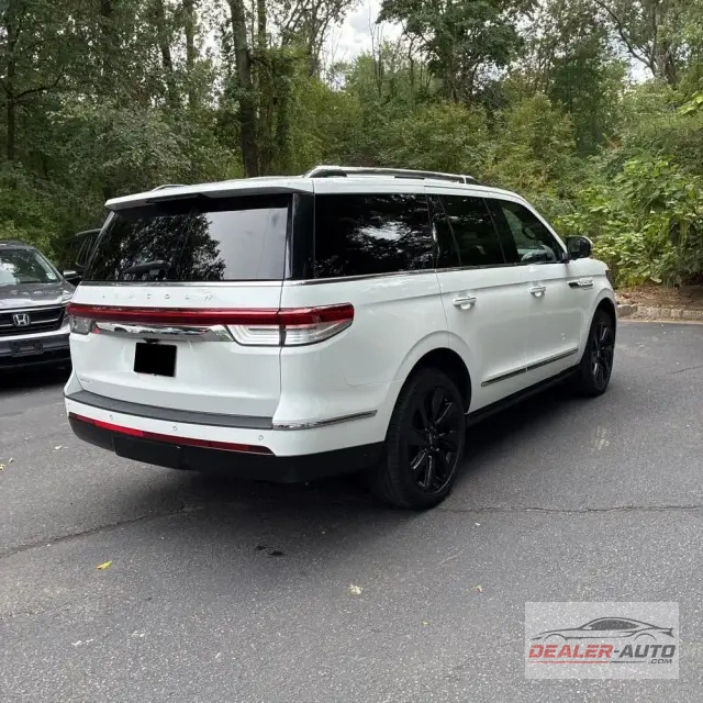 2022 Lincoln Navigator Reserve