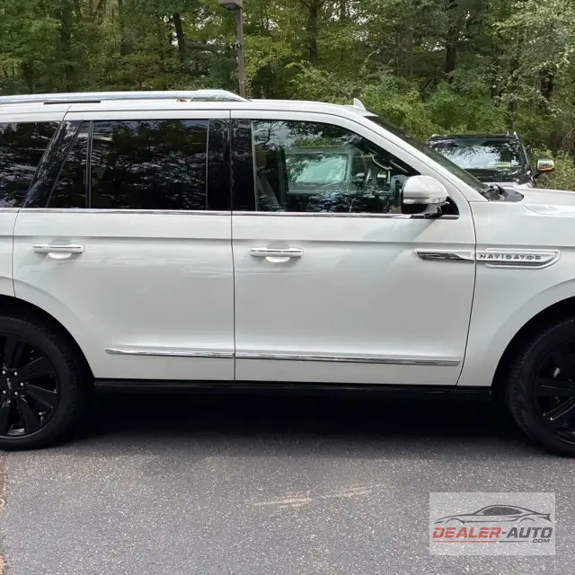 2022 Lincoln Navigator Reserve