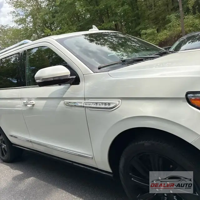 2022 Lincoln Navigator Reserve