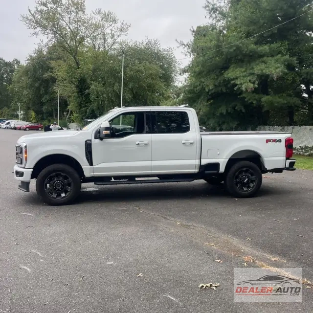 2023 Ford F-250 Super Duty Lariat