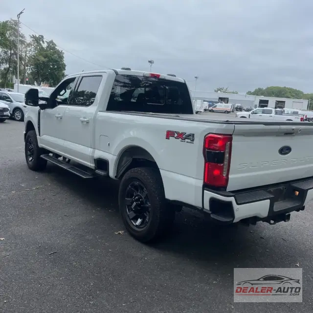 2023 Ford F-250 Super Duty Lariat