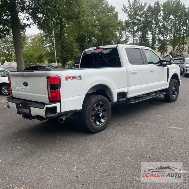 2023 Ford F-250 Super Duty Lariat