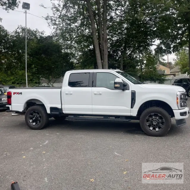 2023 Ford F-250 Super Duty Lariat