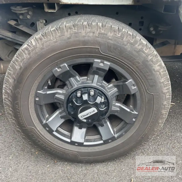 2023 Ford F-250 Super Duty Lariat