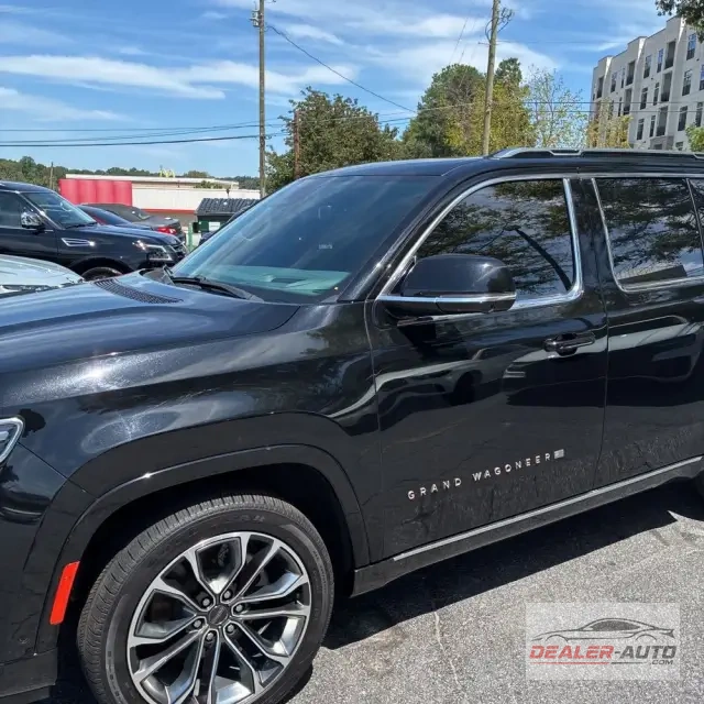 2022 Jeep Grand Wagoneer Series III