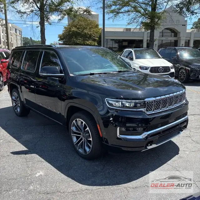 2022 Jeep Grand Wagoneer Series III