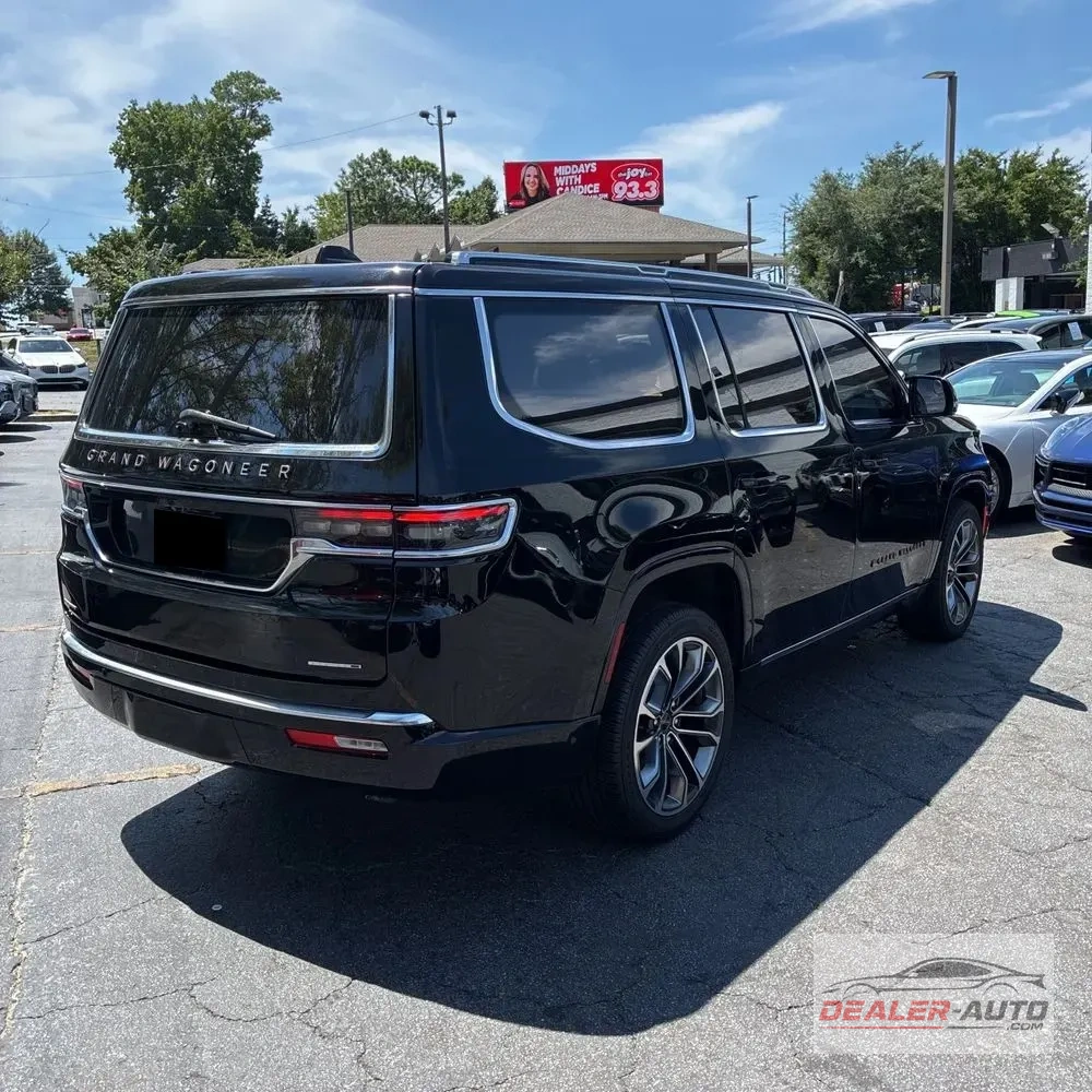 2022 Jeep Grand Wagoneer Series III