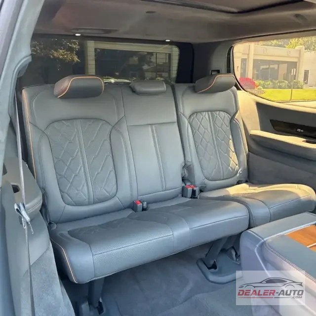 2022 Jeep Grand Wagoneer Series III