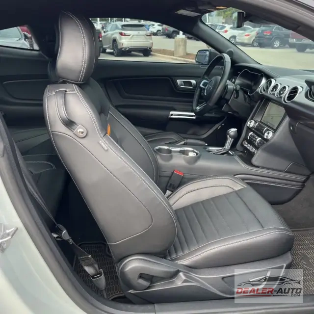 2022 Ford Mustang Mach 1