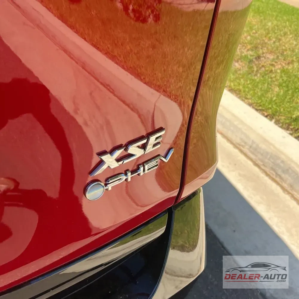 2025 Toyota RAV4 Plug-in Hybrid XSE