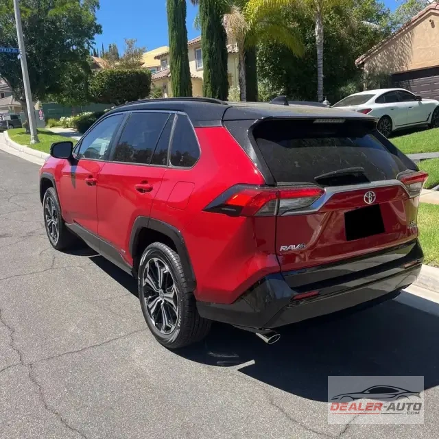 2025 Toyota RAV4 Plug-in Hybrid XSE