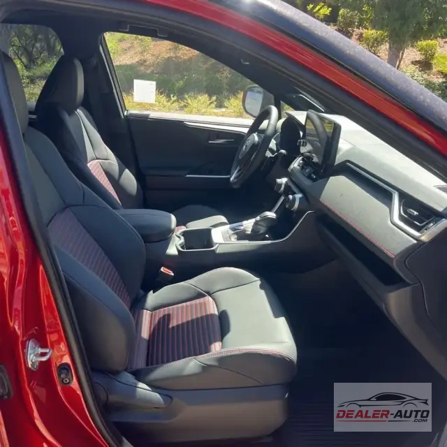 2025 Toyota RAV4 Plug-in Hybrid XSE