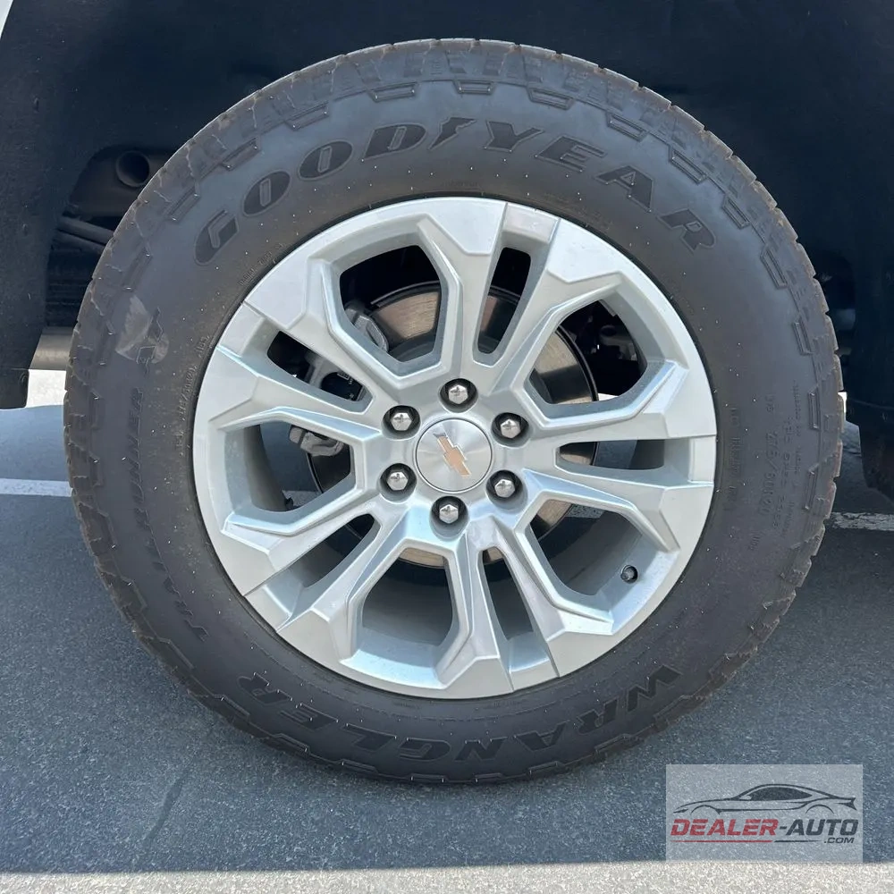 2024 Chevrolet Silverado 1500 LTZ