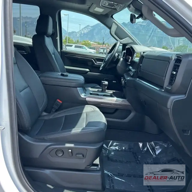 2024 Chevrolet Silverado 1500 LTZ