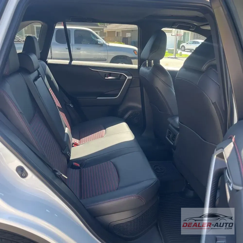 2025 Toyota RAV4 Plug-in Hybrid XSE