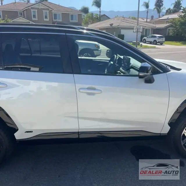 2025 Toyota RAV4 Plug-in Hybrid XSE