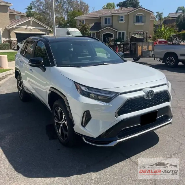 2025 Toyota RAV4 Plug-in Hybrid XSE