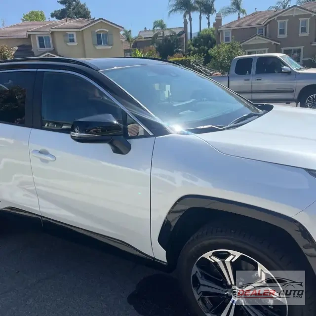 2025 Toyota RAV4 Plug-in Hybrid XSE