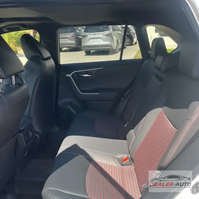 2025 Toyota RAV4 Plug-in Hybrid XSE