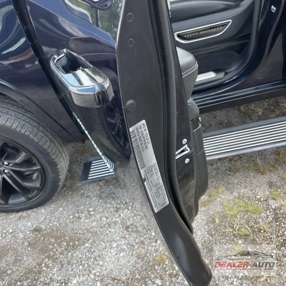 2023 Jeep Grand Wagoneer Obsidian